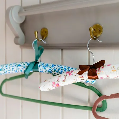 Renovated House With Lovely Secluded Garden Tatil Evi